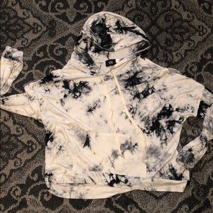 Tie dye cropped thin hoodie